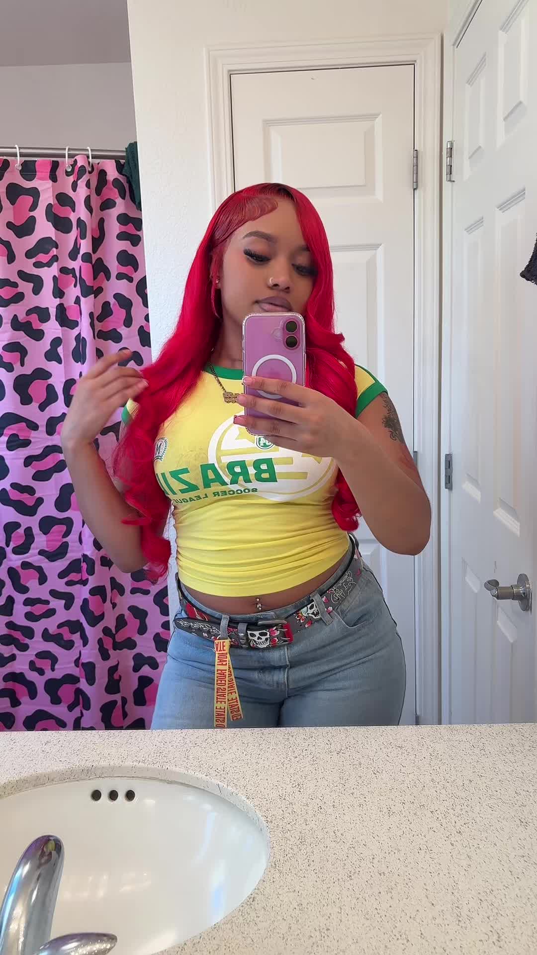 @Lia B💋