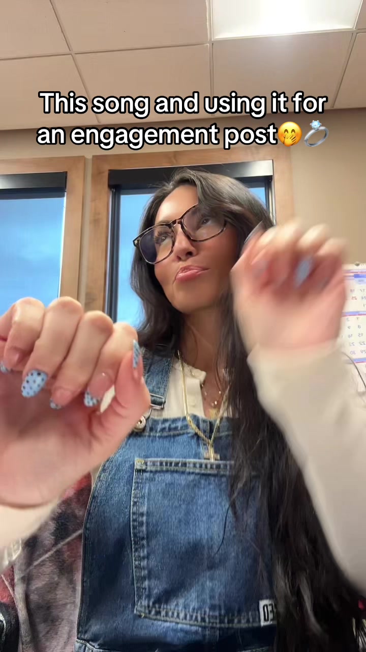 @SAZÓNGURL