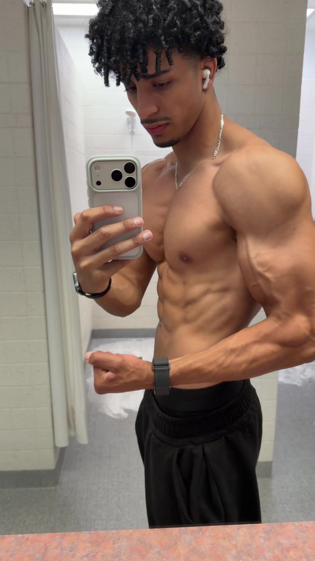 @ahmadlifts10
