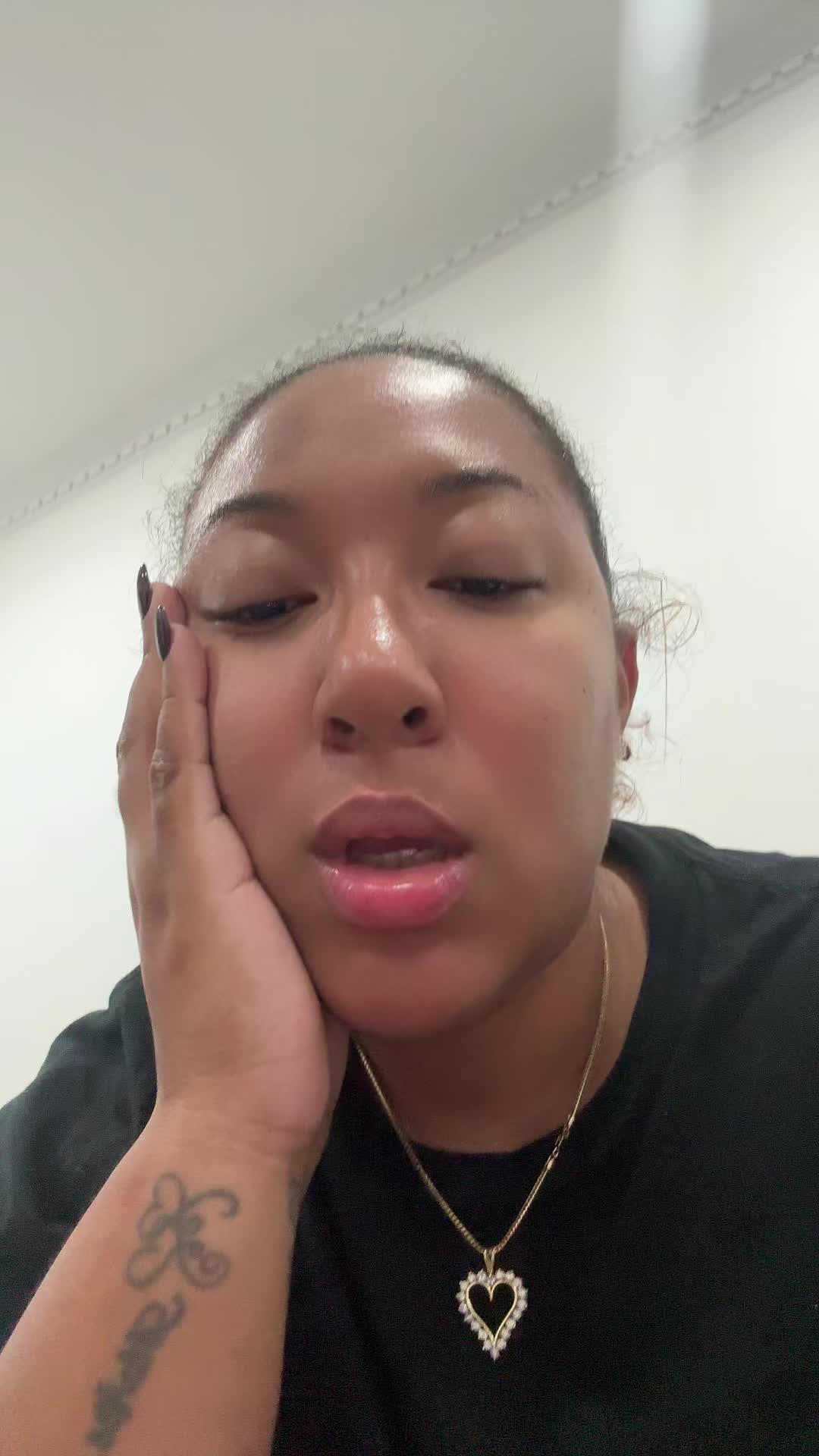 @Amina