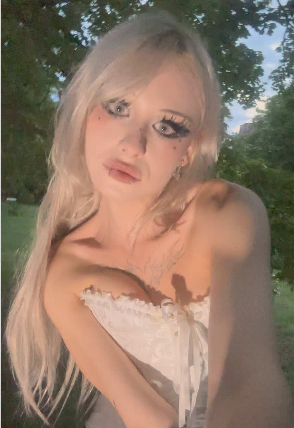 @lissnessq