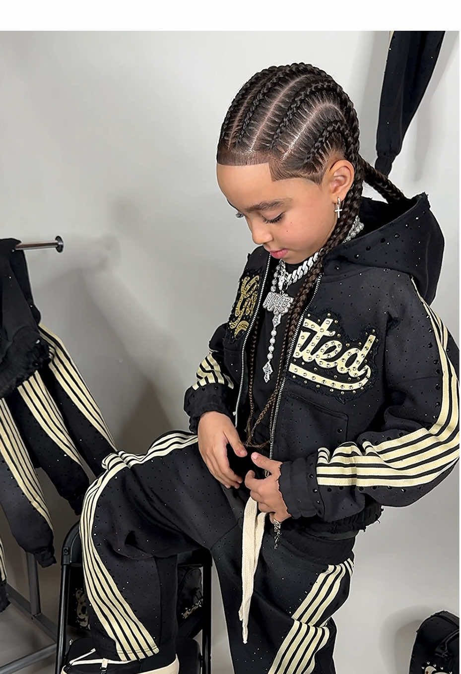 @MASONS.WORLD_