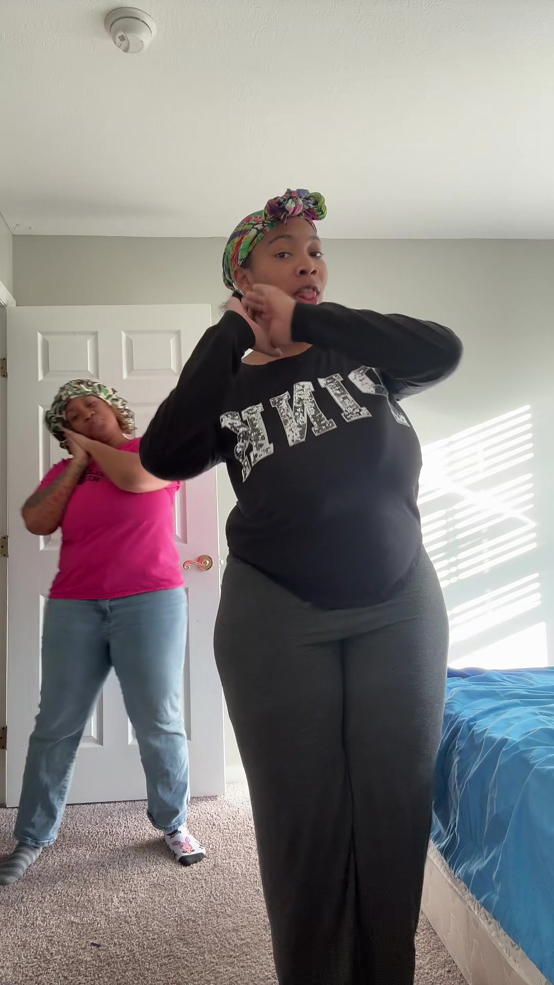 @Niyah Osamaa 💋💰!