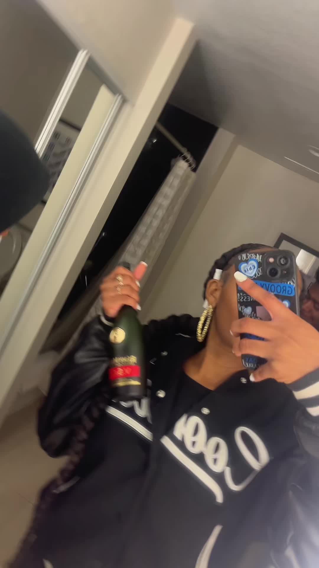 @Dafamousss_e