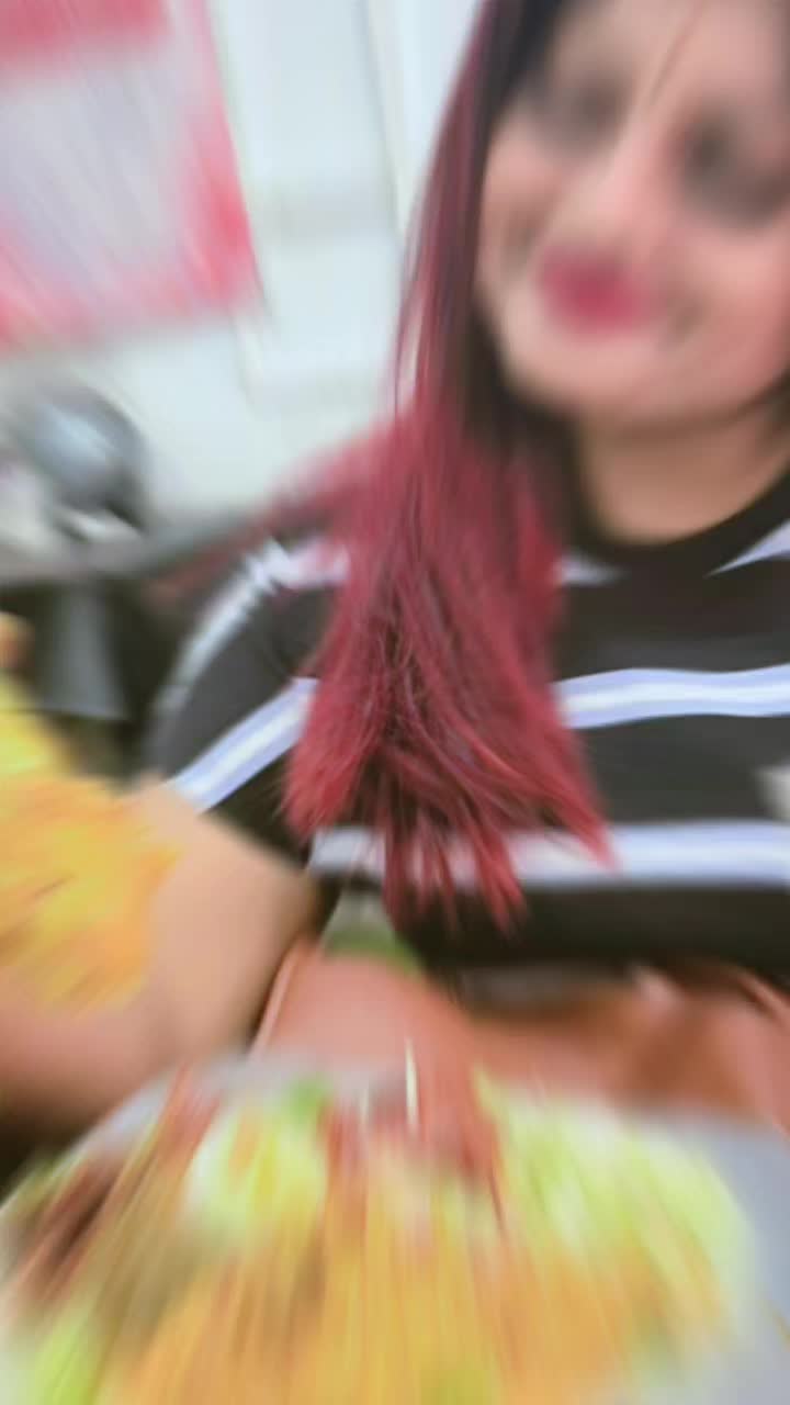 @𝓢𝓪𝓻𝓪𝓼 𝓒𝓱𝓮𝓵𝓵𝓸 💕