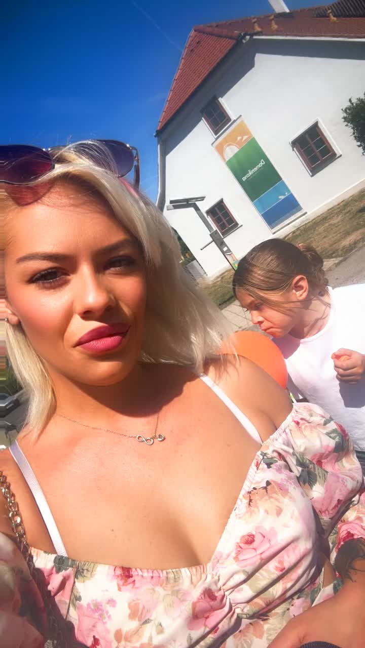 @monci34
