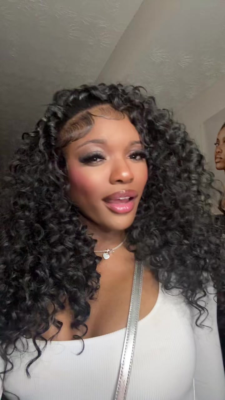 @QueenB