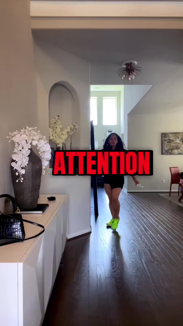 @Courtnie