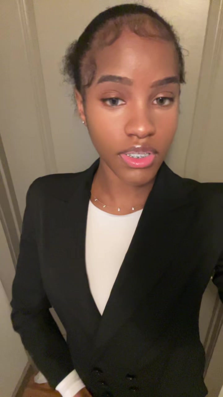 @Imjusniaaa