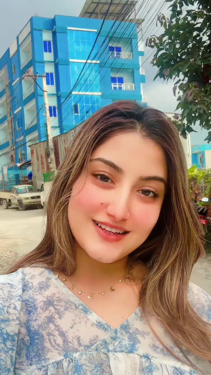@Aaliya🍒🦢