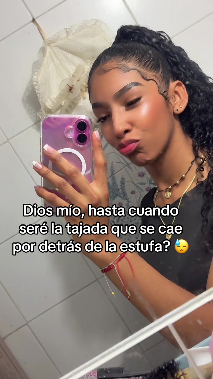 @Alejandra Oviedo