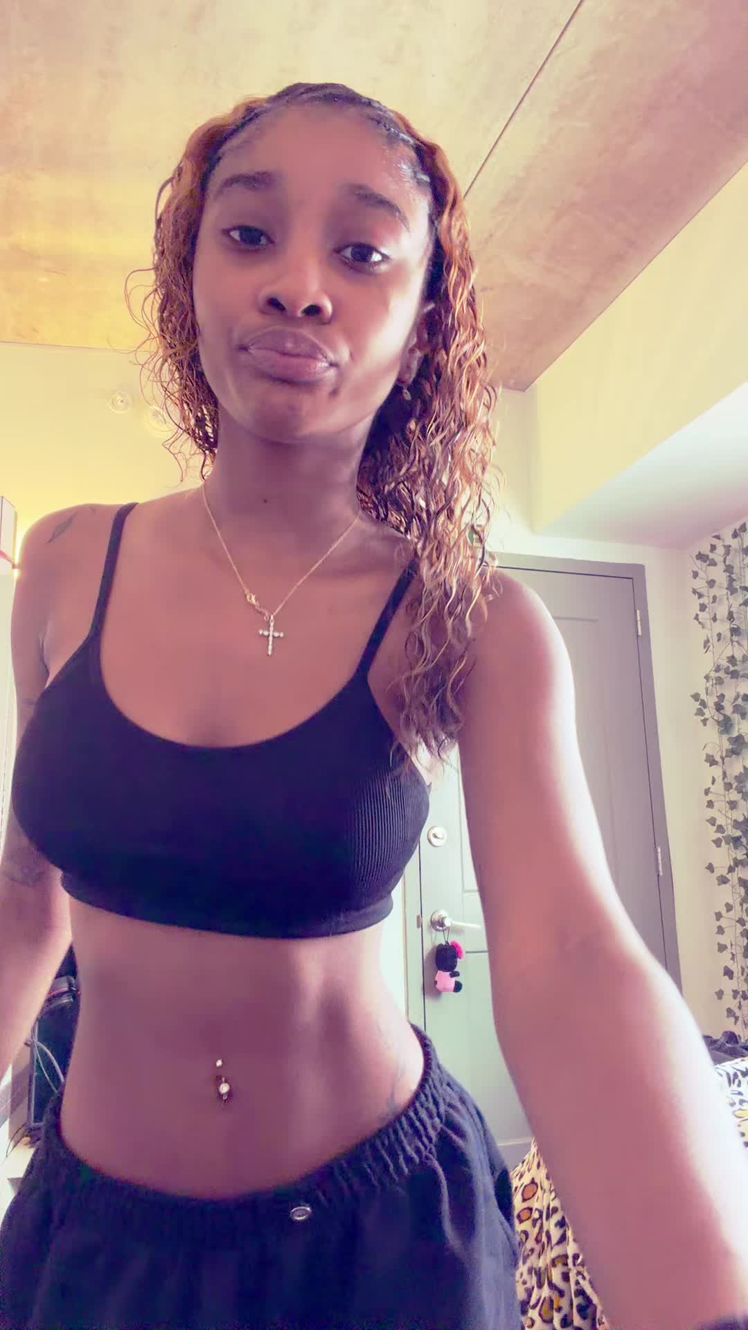 @GiaJ