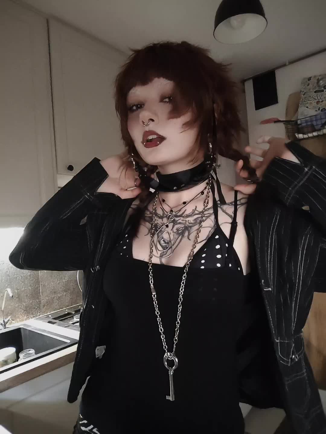 @𝖛𝖎𝖈𝖙𝖔𝖗𝖎𝖆
