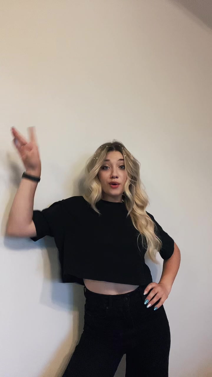 @♡𝓐𝓷𝓱𝓮𝓵𝓲𝓷𝓪 ♡