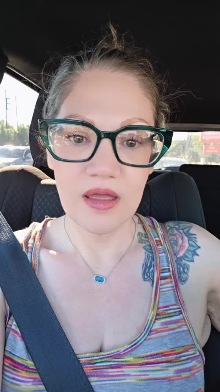 @Bea4Bargains