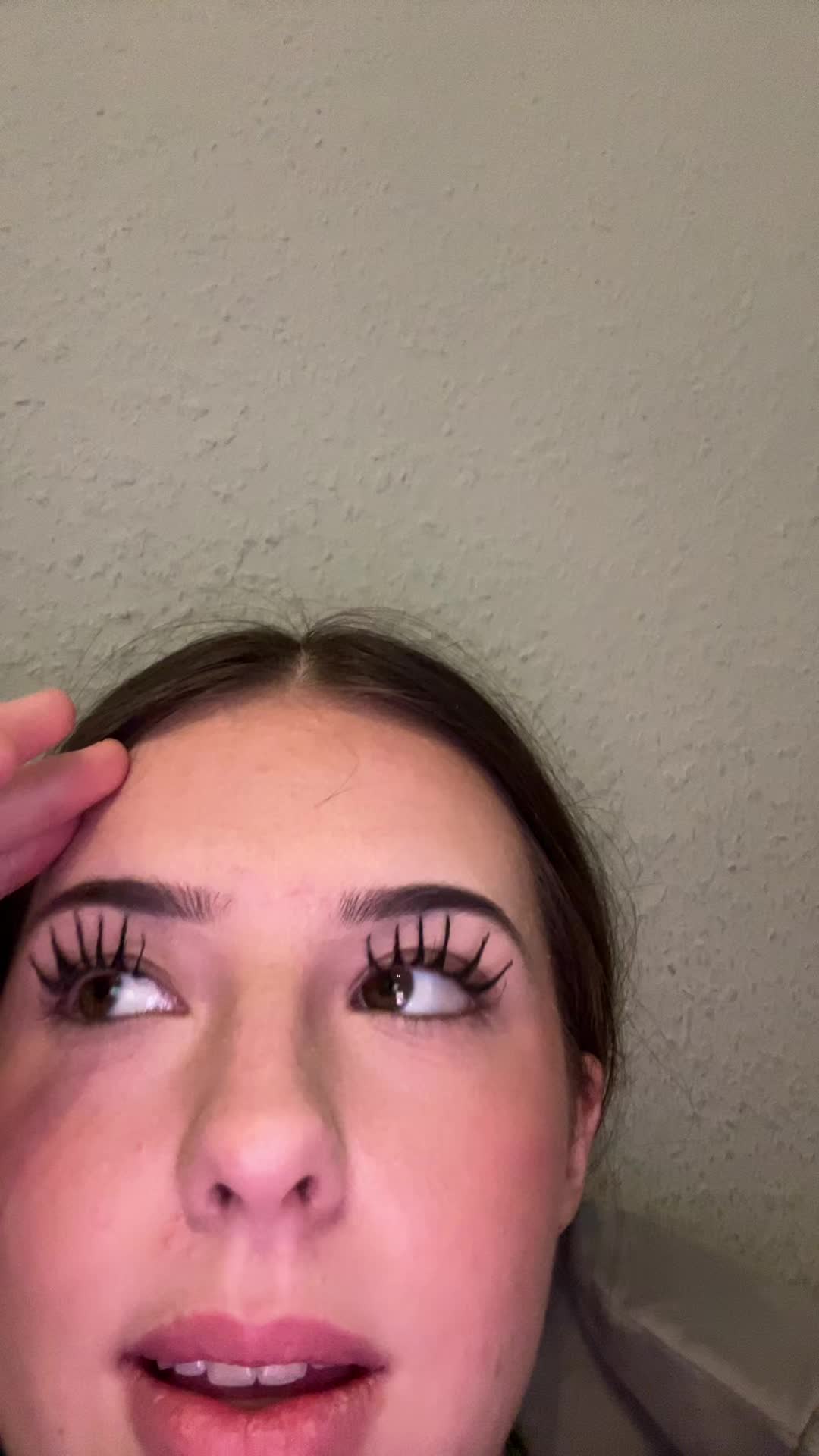 @ℳ𝒶𝒿𝒶𝒞𝓇𝒶𝒸𝓀🍇
