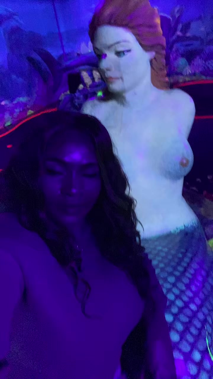 @DeappleofGodeye