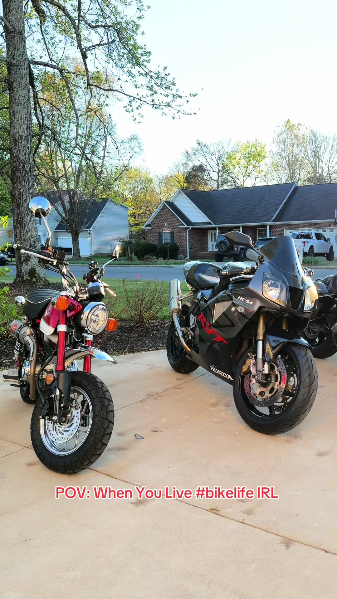 @motomoneymike