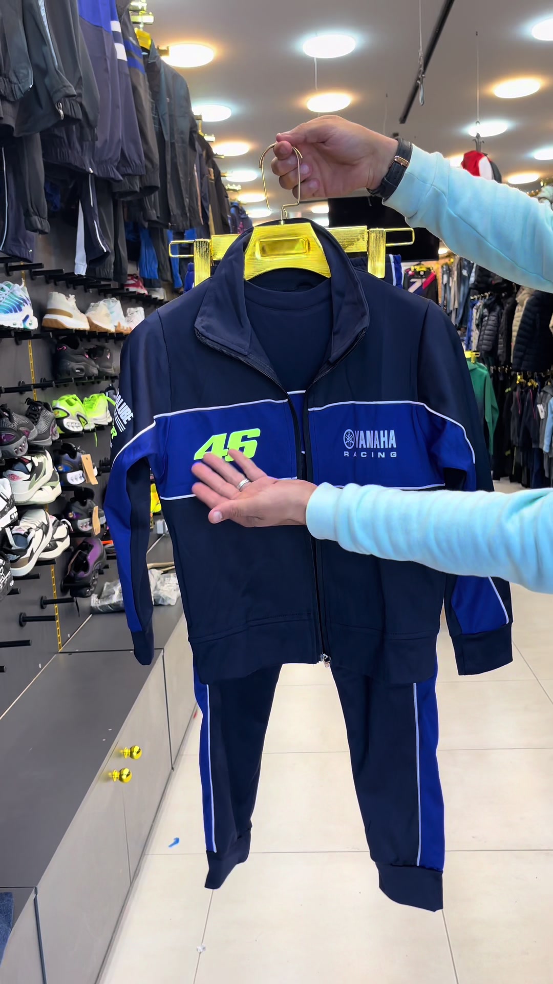 @SiaShop25_