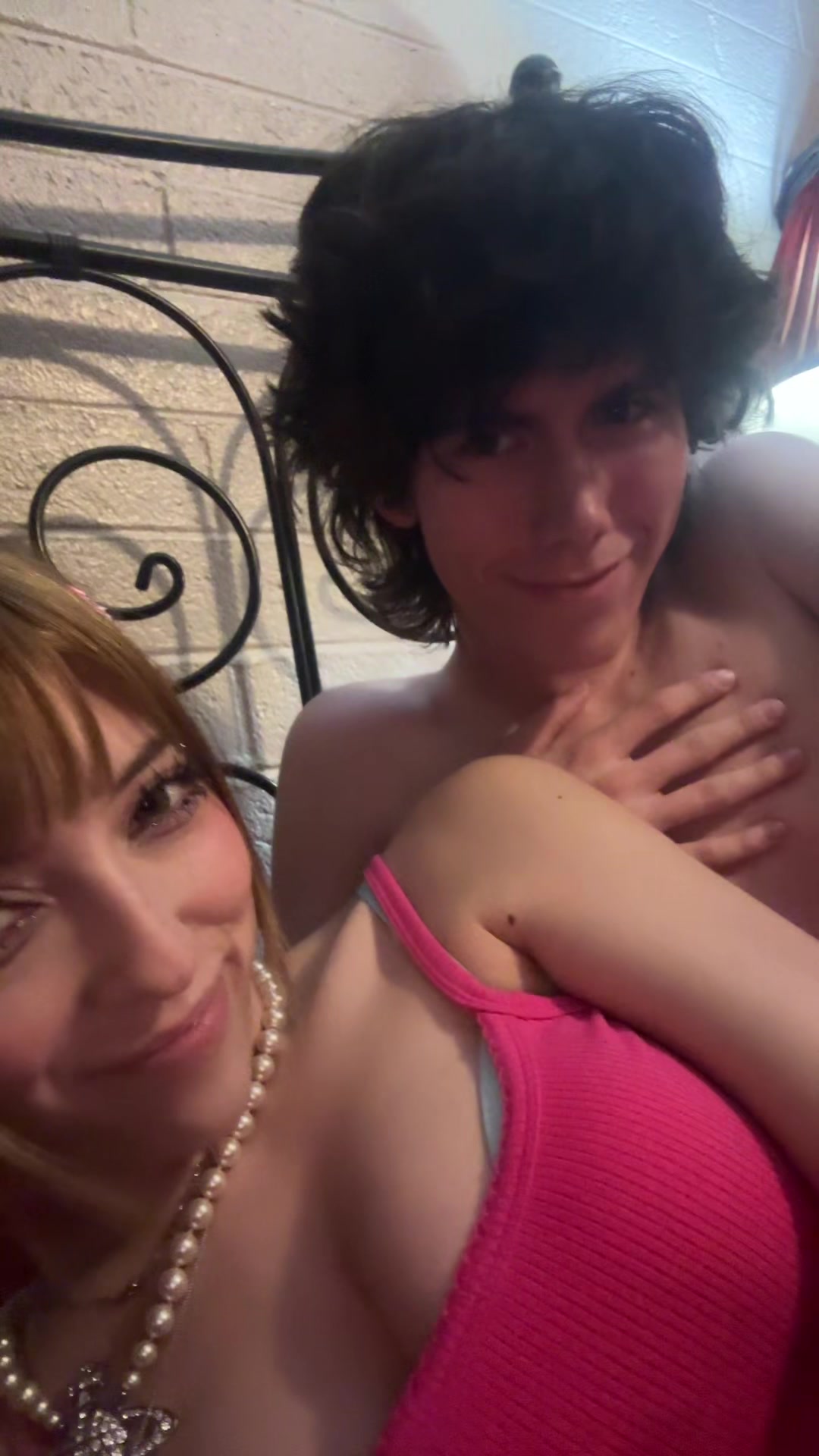 @arianaschilling
