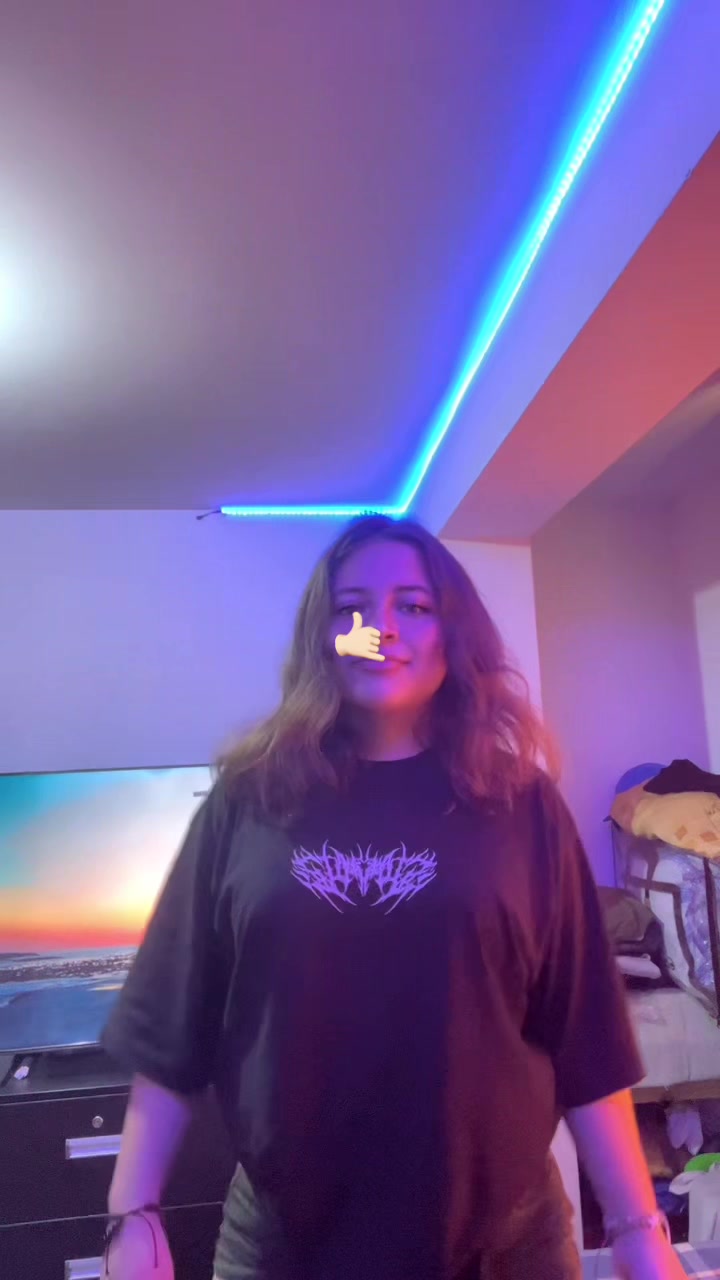 @Leslie08