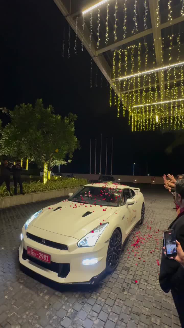 @MR.CAR'S_AUTO93TM