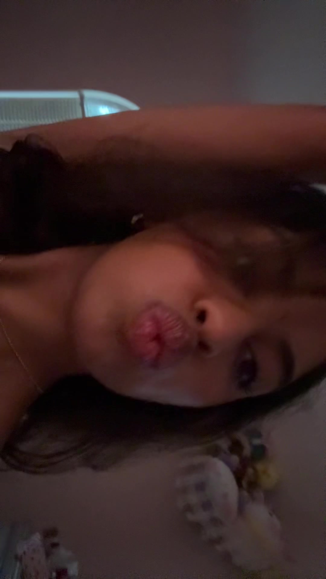 @️