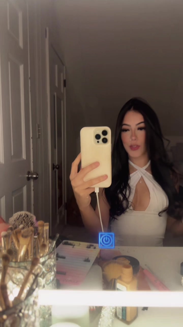 @Sarinhaa 🌺