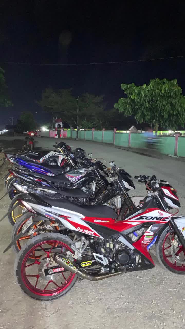 @Azril