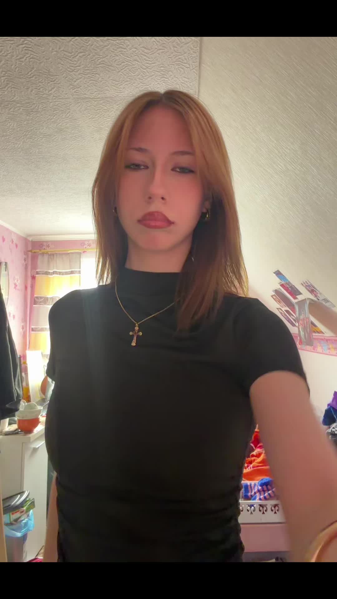 @──★ ˙🧷 ̟ !!