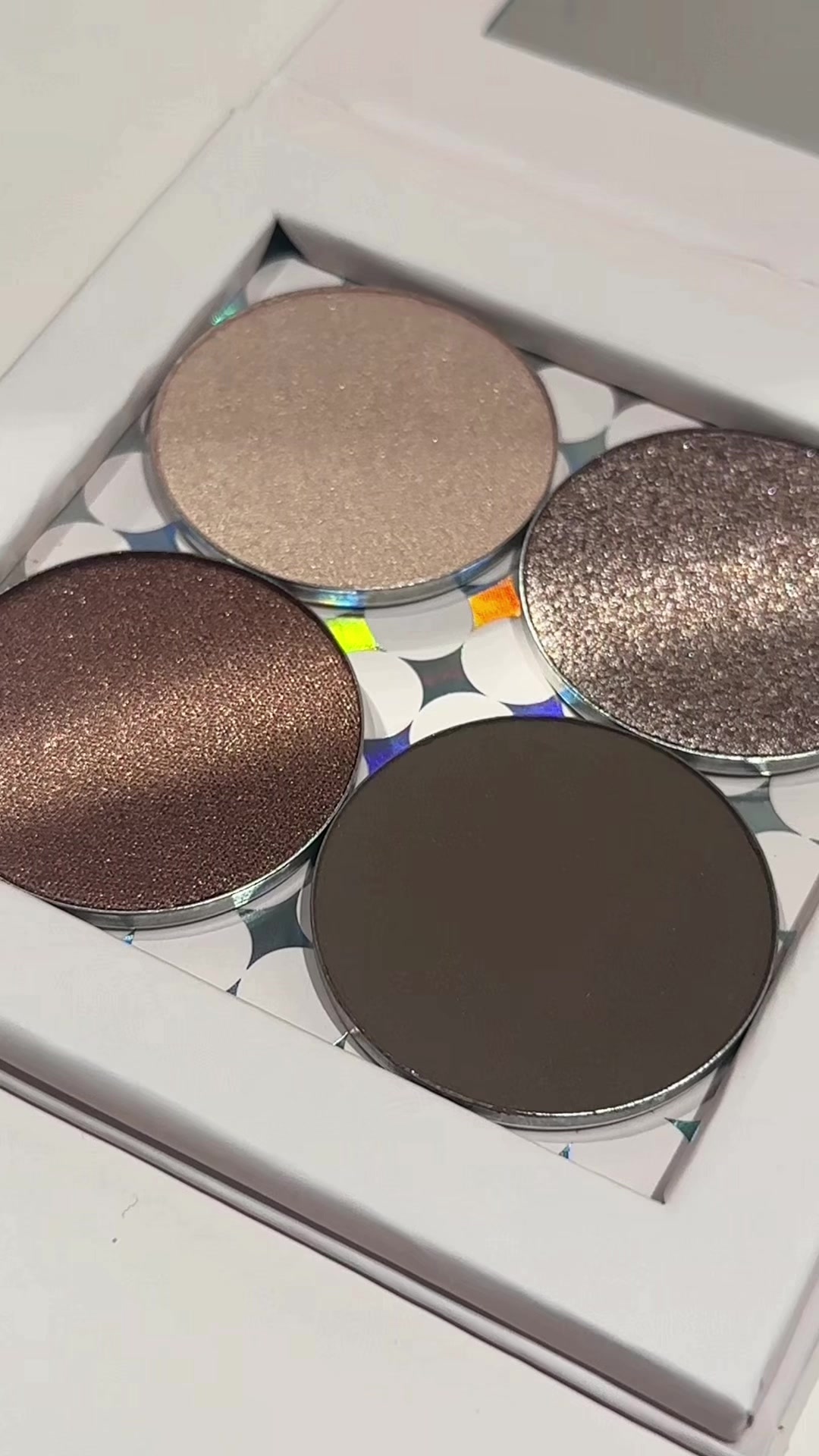 @L'OYÉ Cosmetics