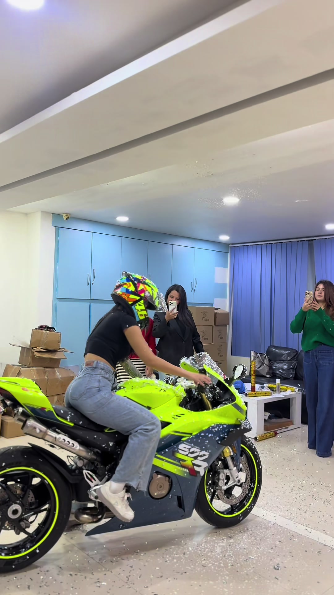 @Soni Rides