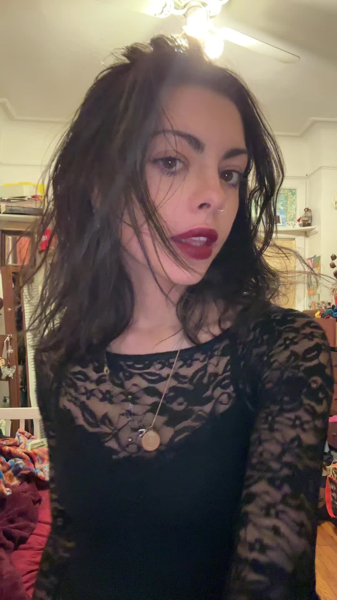 @Jenny Taylia❤️