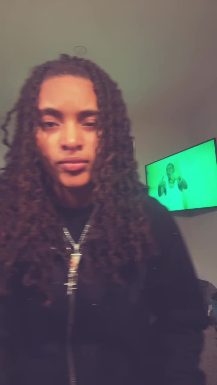 @kay🖤 .