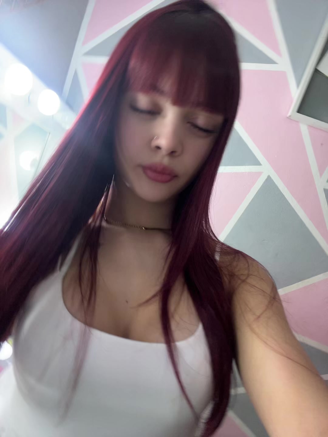 @𝒱𝒶𝓁ℯ𝓃𝓉𝒾𝓃𝒶