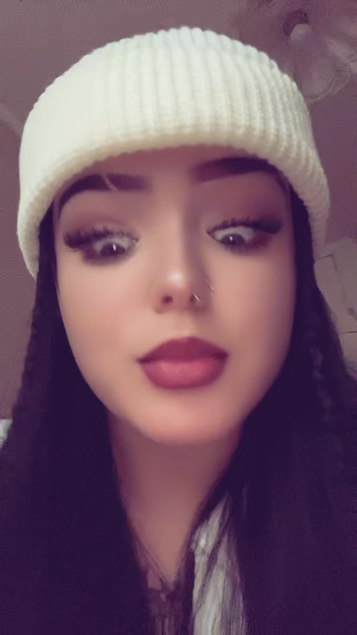 @Маленька