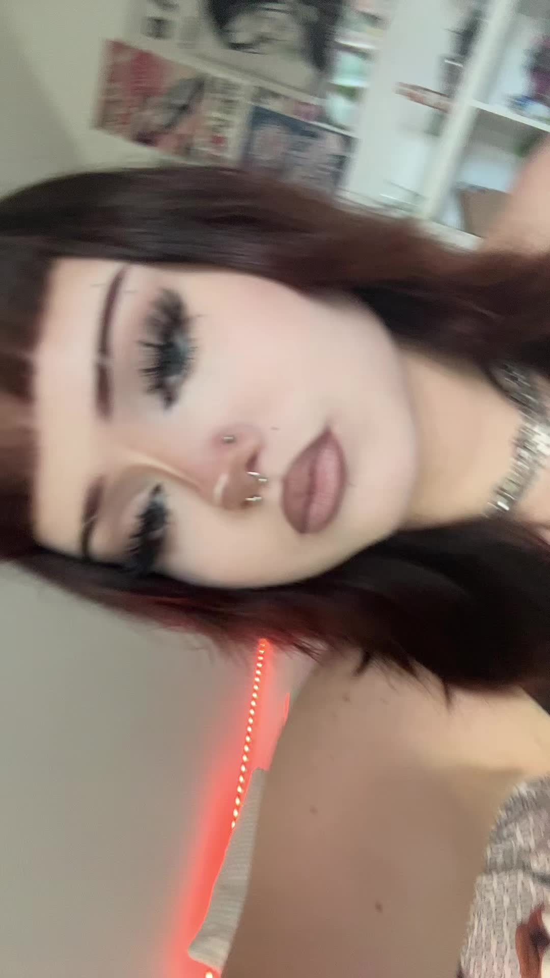@Kim 🦇