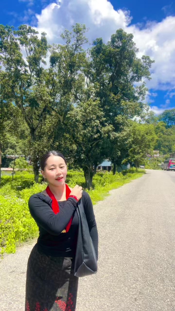 @Alisha Gurung &hearts;️