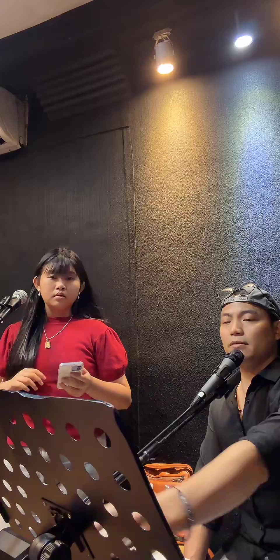 @H&agrave; Thế Dũng Music