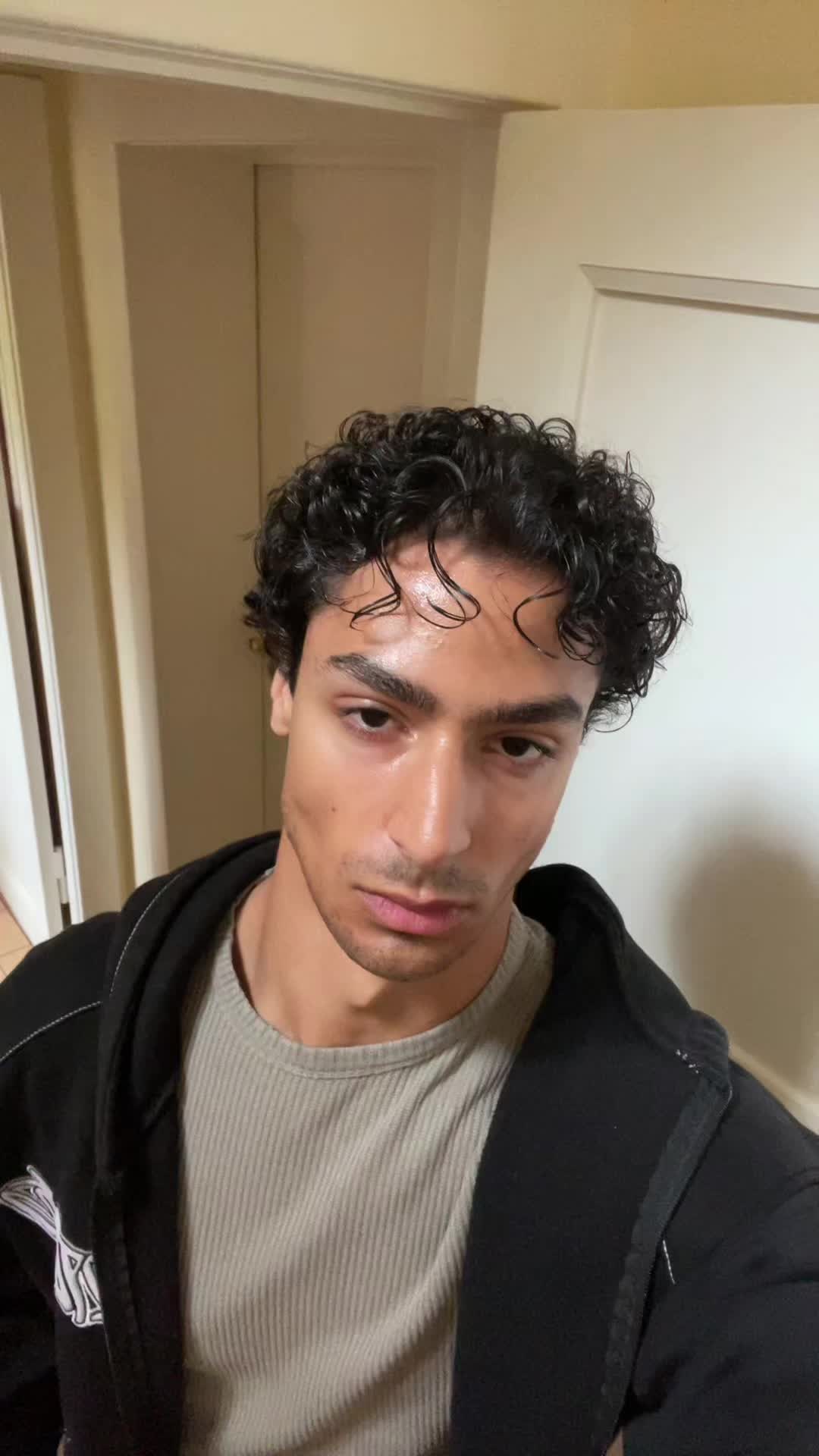 @Julianchriz𒉭