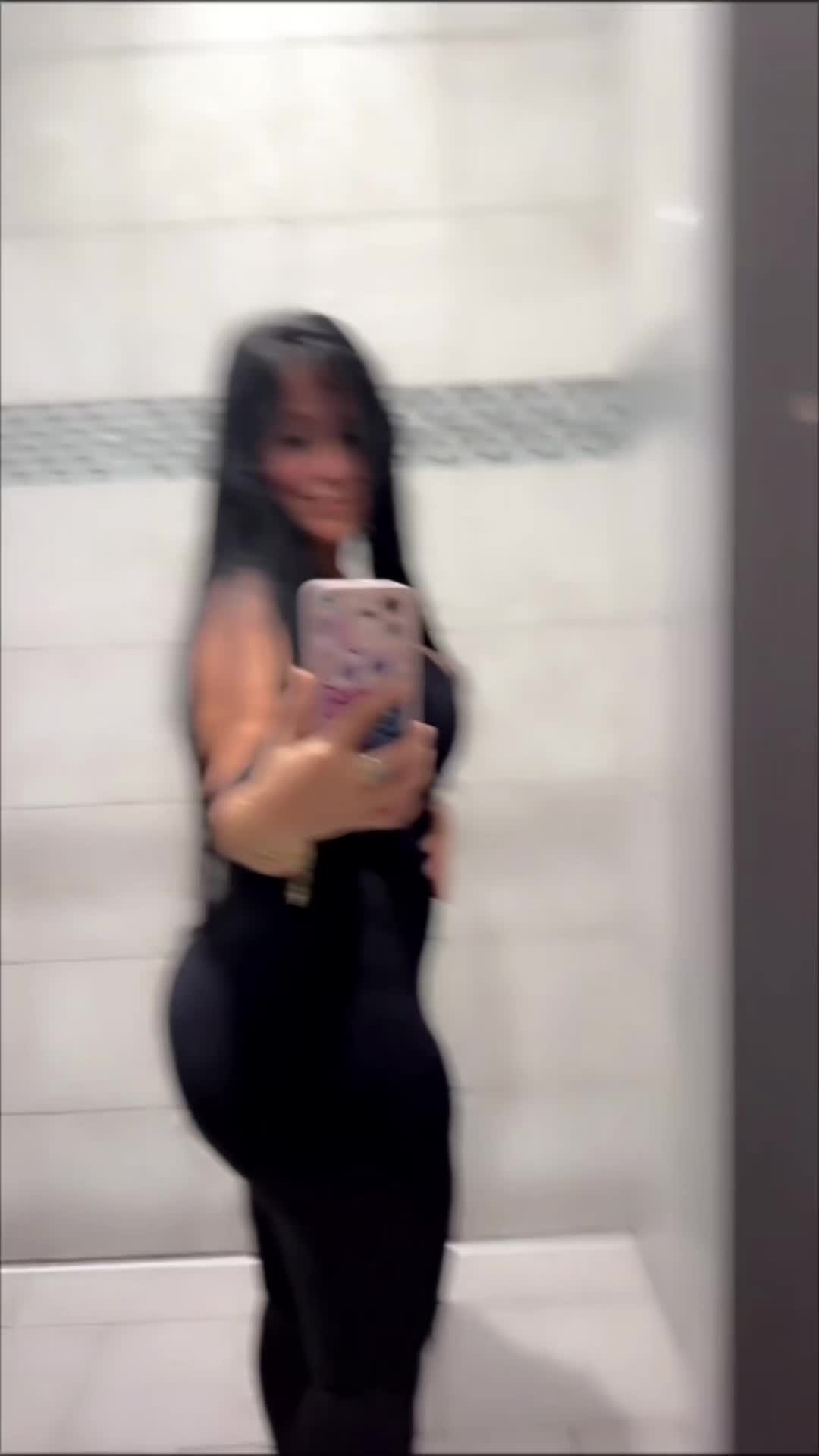 @Karol Aguilar