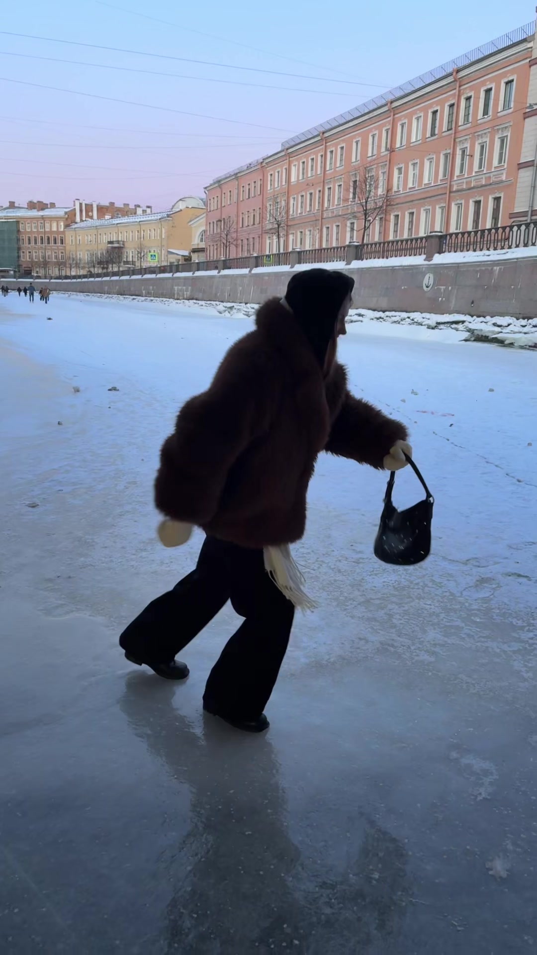 @соня