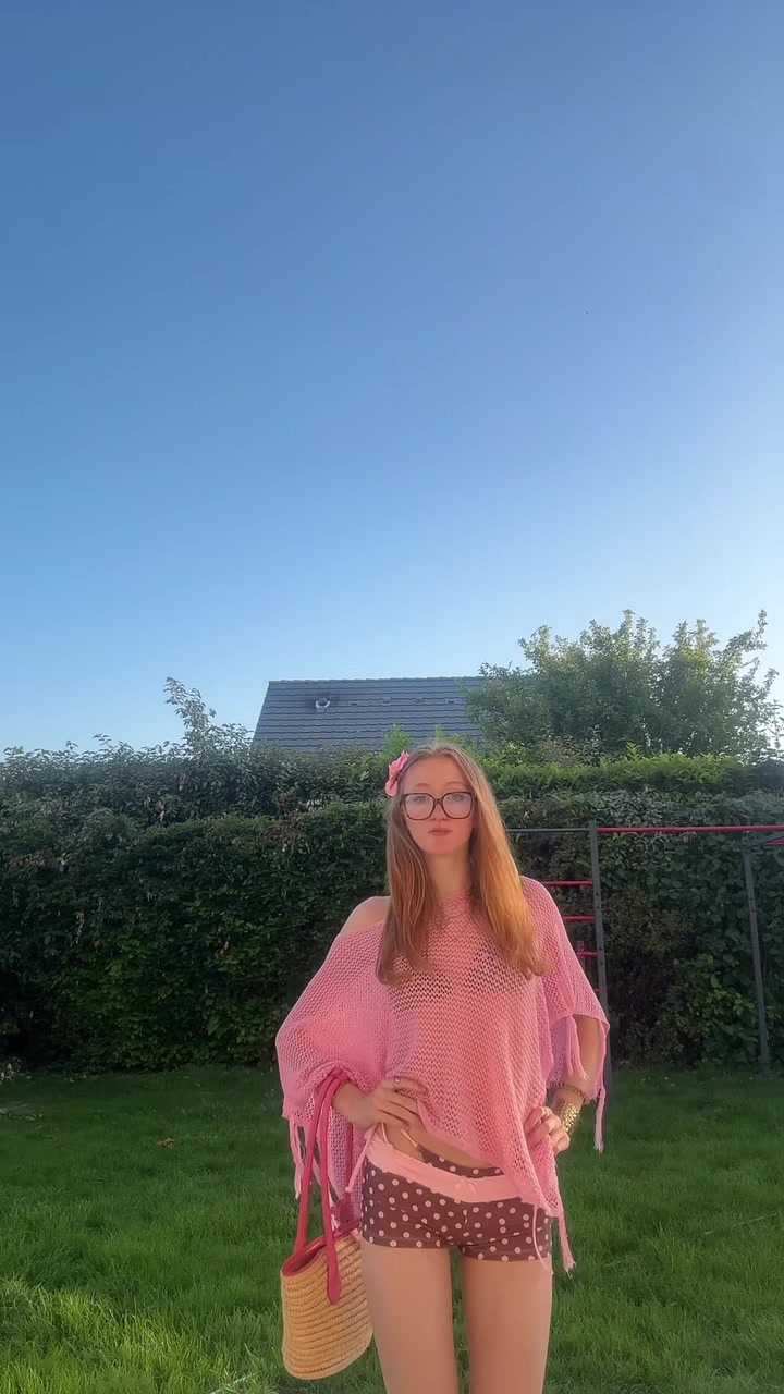 @𝓒𝓱𝓵𝓸𝓬𝓱𝓮𝓽𝓽𝓮