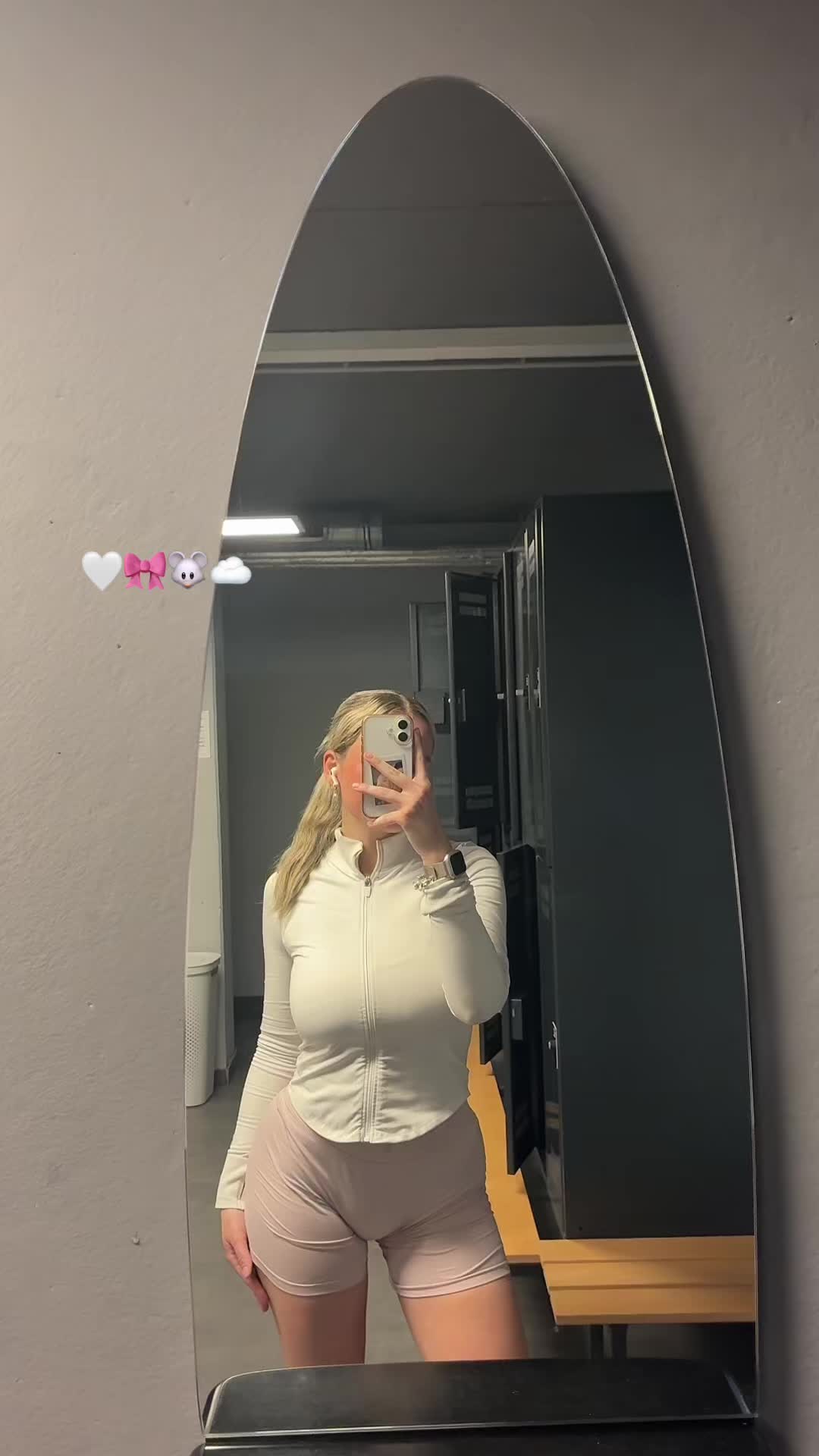 @Anna 🖇