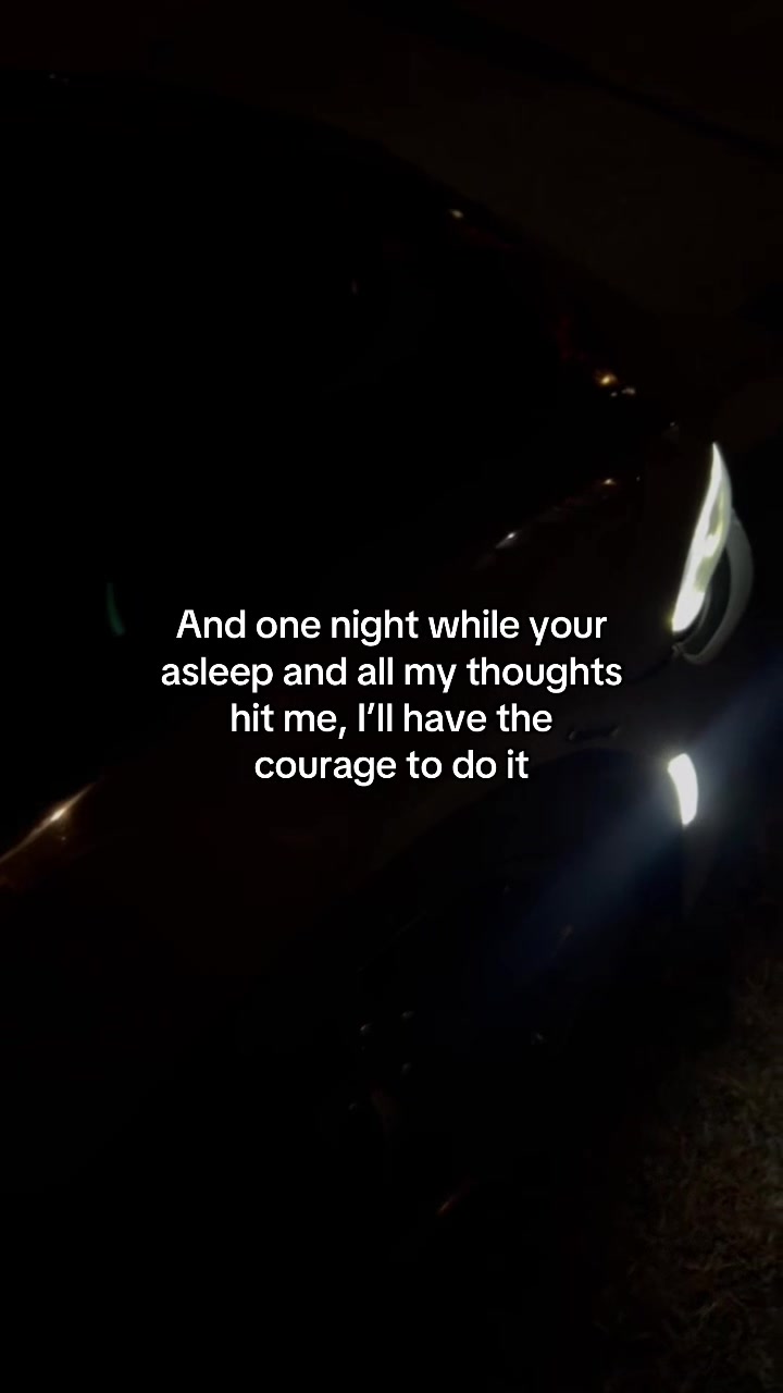 @D3STR0Y3R.quotes