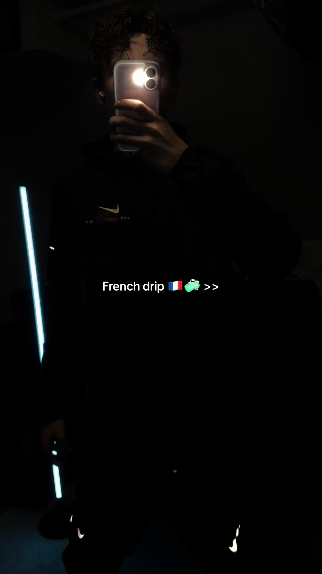 @vey☄️