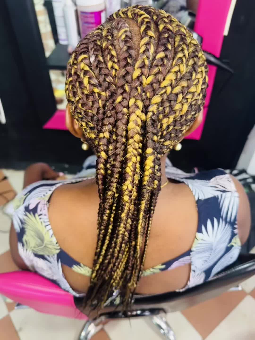 @Djamila Faf&eacute;