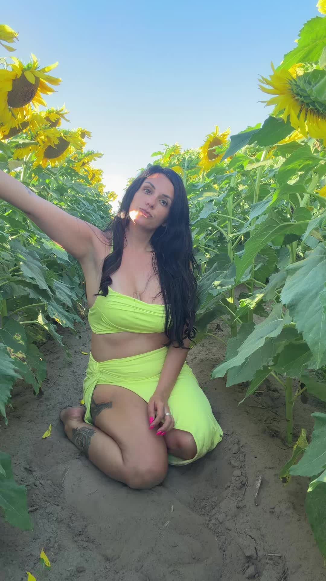 @Barefootmamamn