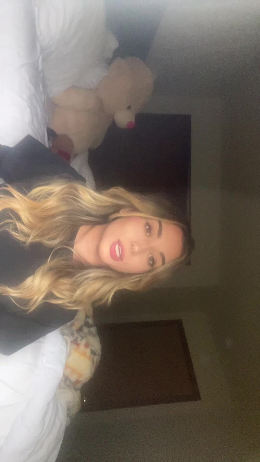 @bella_.rose7
