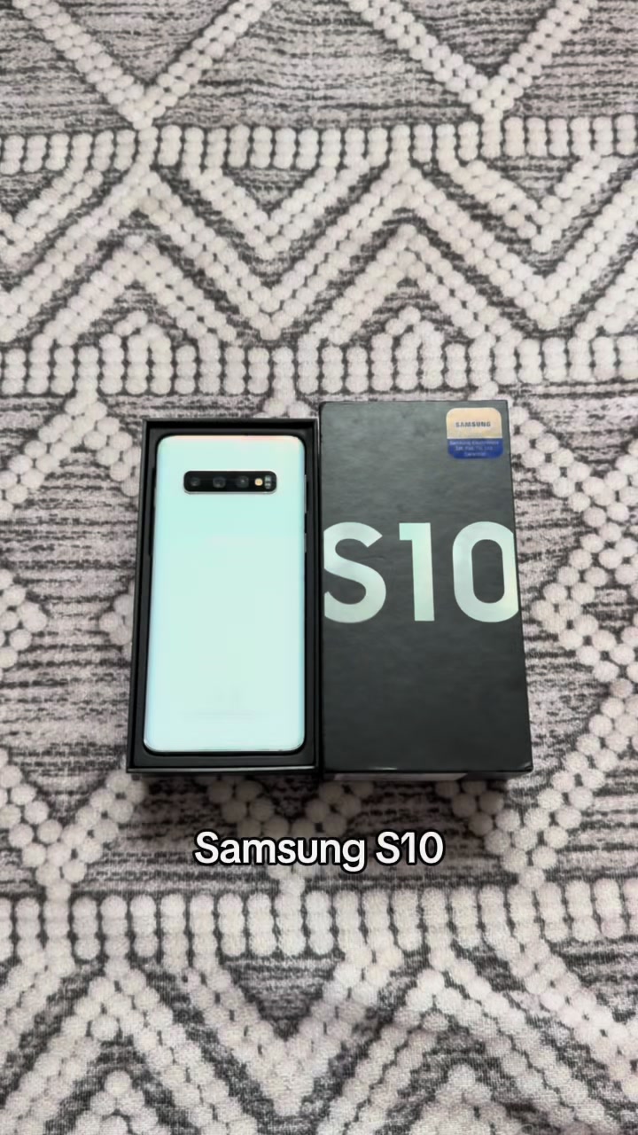 @Samsung 🤝🏻 Oneplus